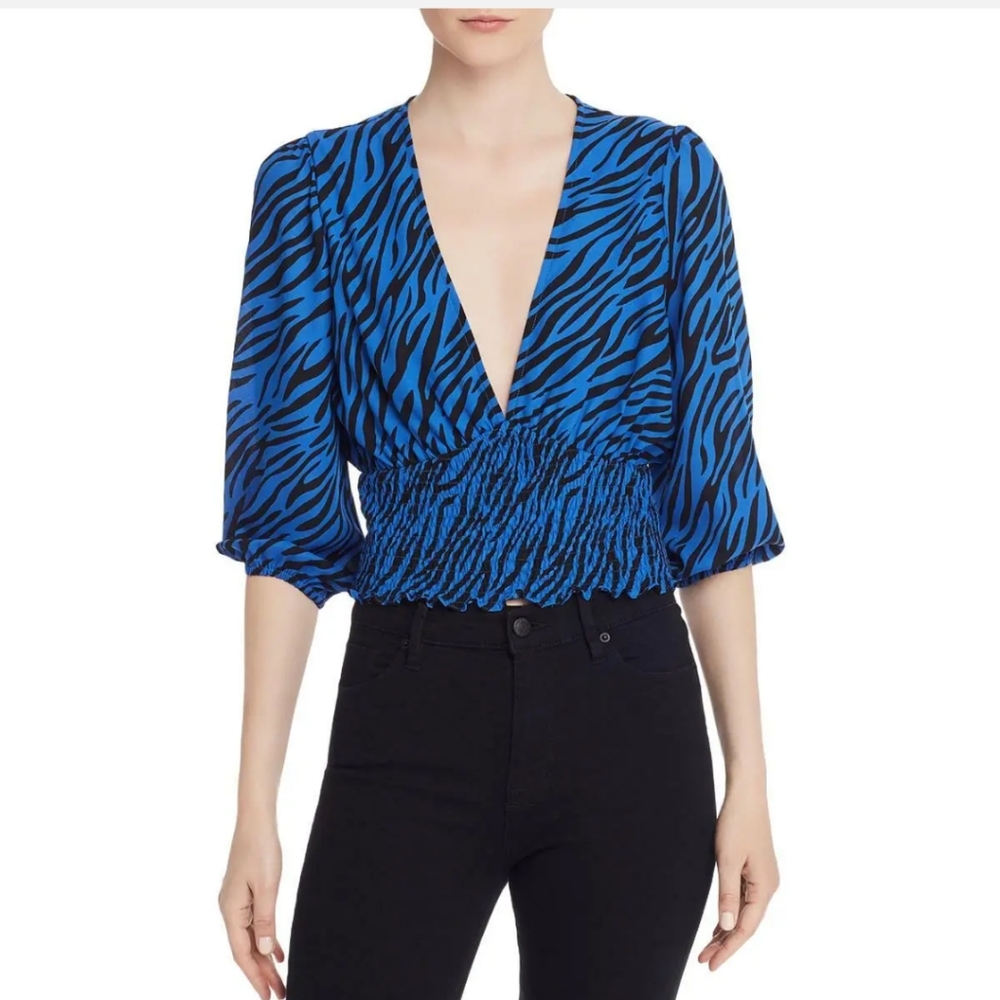90's Vibe AQUA V NECK SMOCKED TOP, COBALT/BLACK M